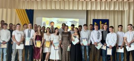 Кличуть нас життєві дороги!!!
